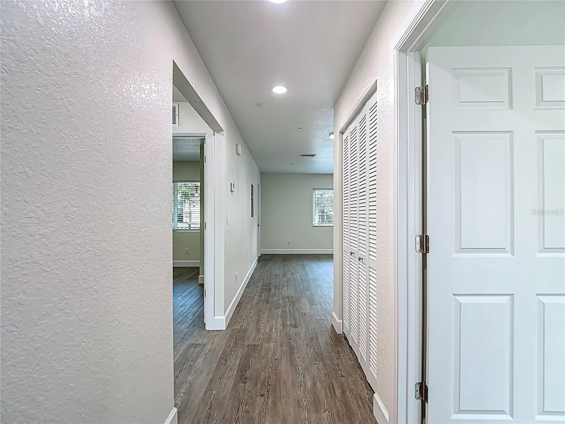 326 S Grosse Avenue Tarpon Springs FL 34689