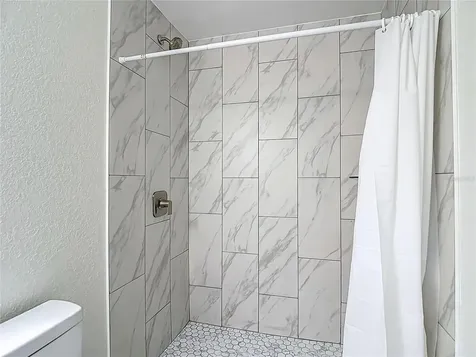 326 S Grosse Avenue Tarpon Springs FL 34689