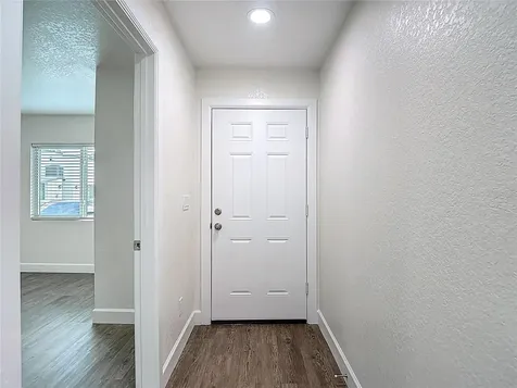 326 S Grosse Avenue Tarpon Springs FL 34689