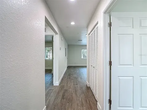 326 S Grosse Avenue Tarpon Springs FL 34689