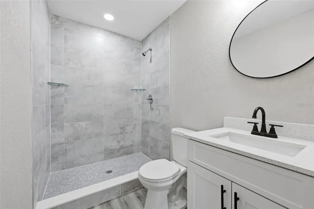 1817 Hunt Lane Clearwater FL 33764
