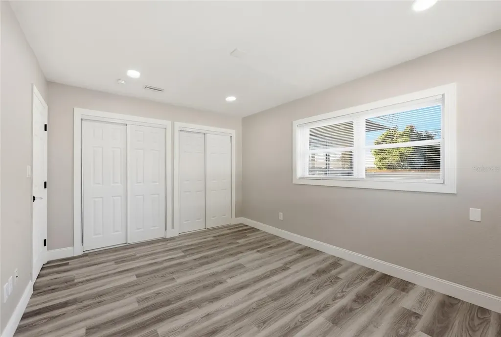 1817 Hunt Lane Clearwater FL 33764
