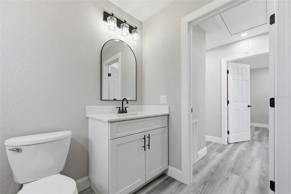1817 Hunt Lane Clearwater FL 33764