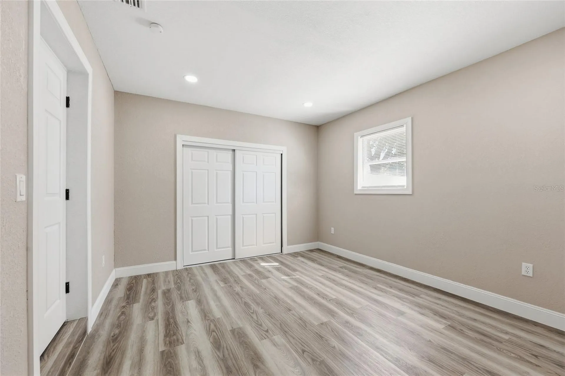 1817 Hunt Lane Clearwater FL 33764
