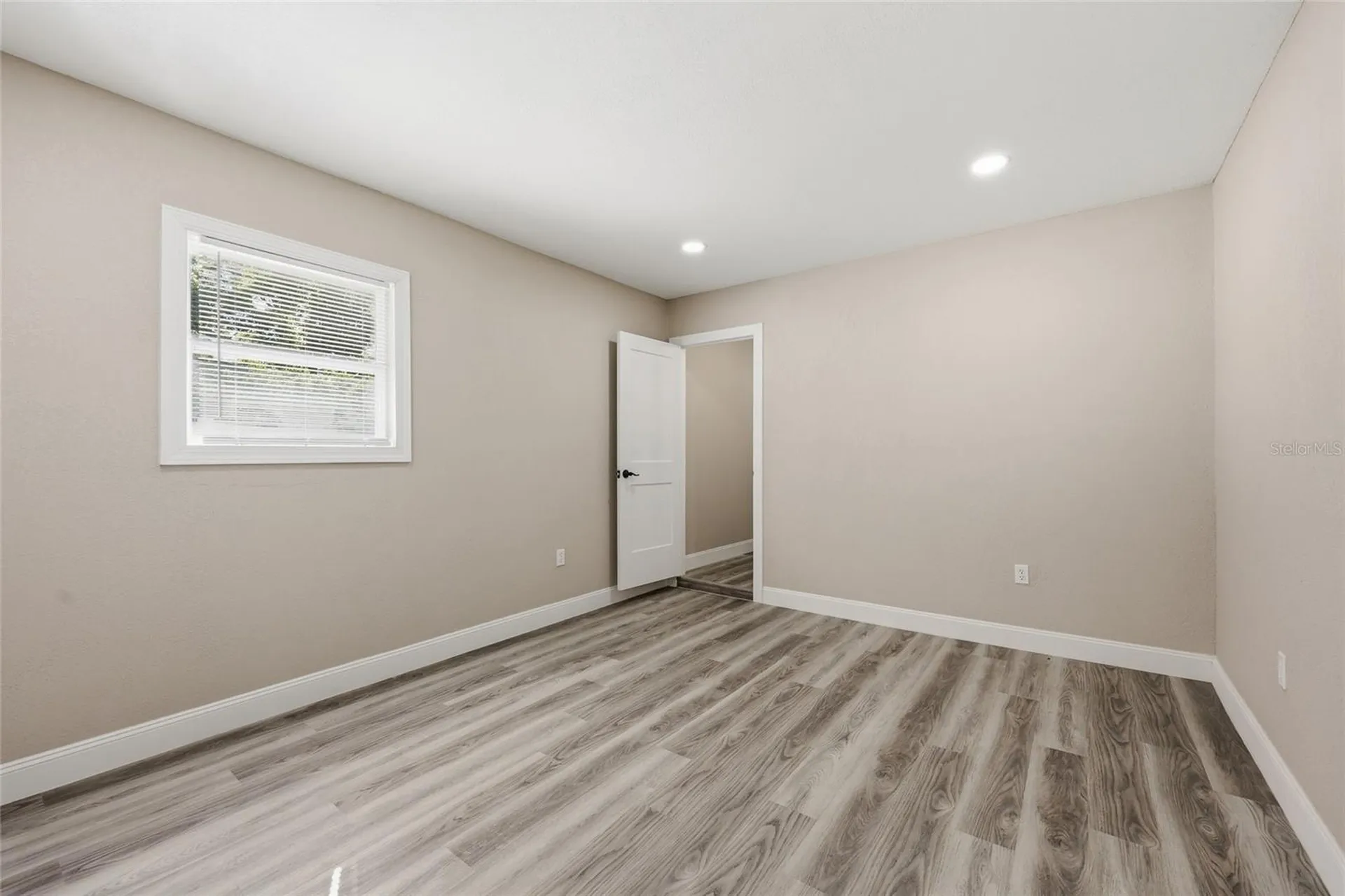 1817 Hunt Lane Clearwater FL 33764