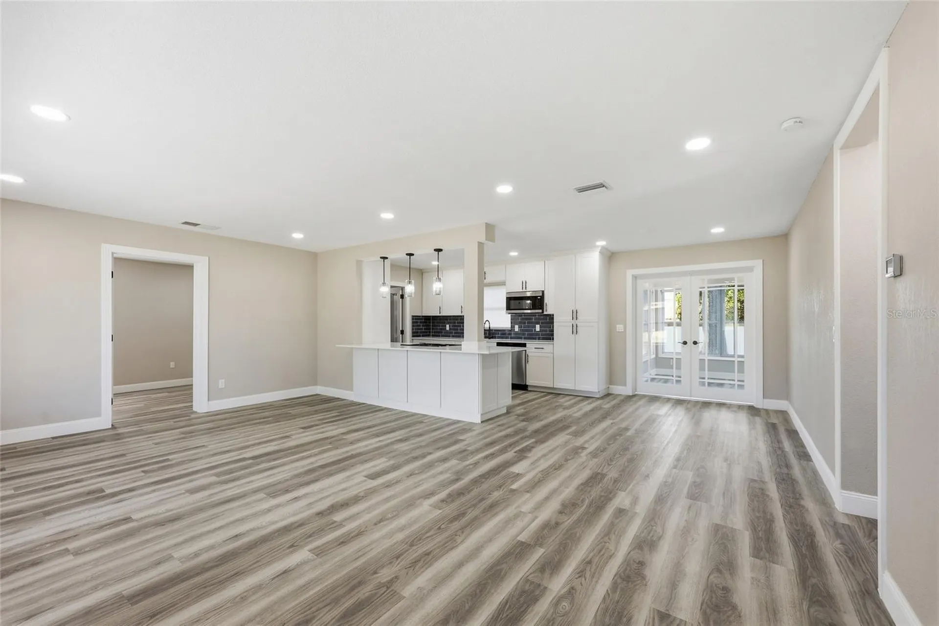 1817 Hunt Lane Clearwater FL 33764