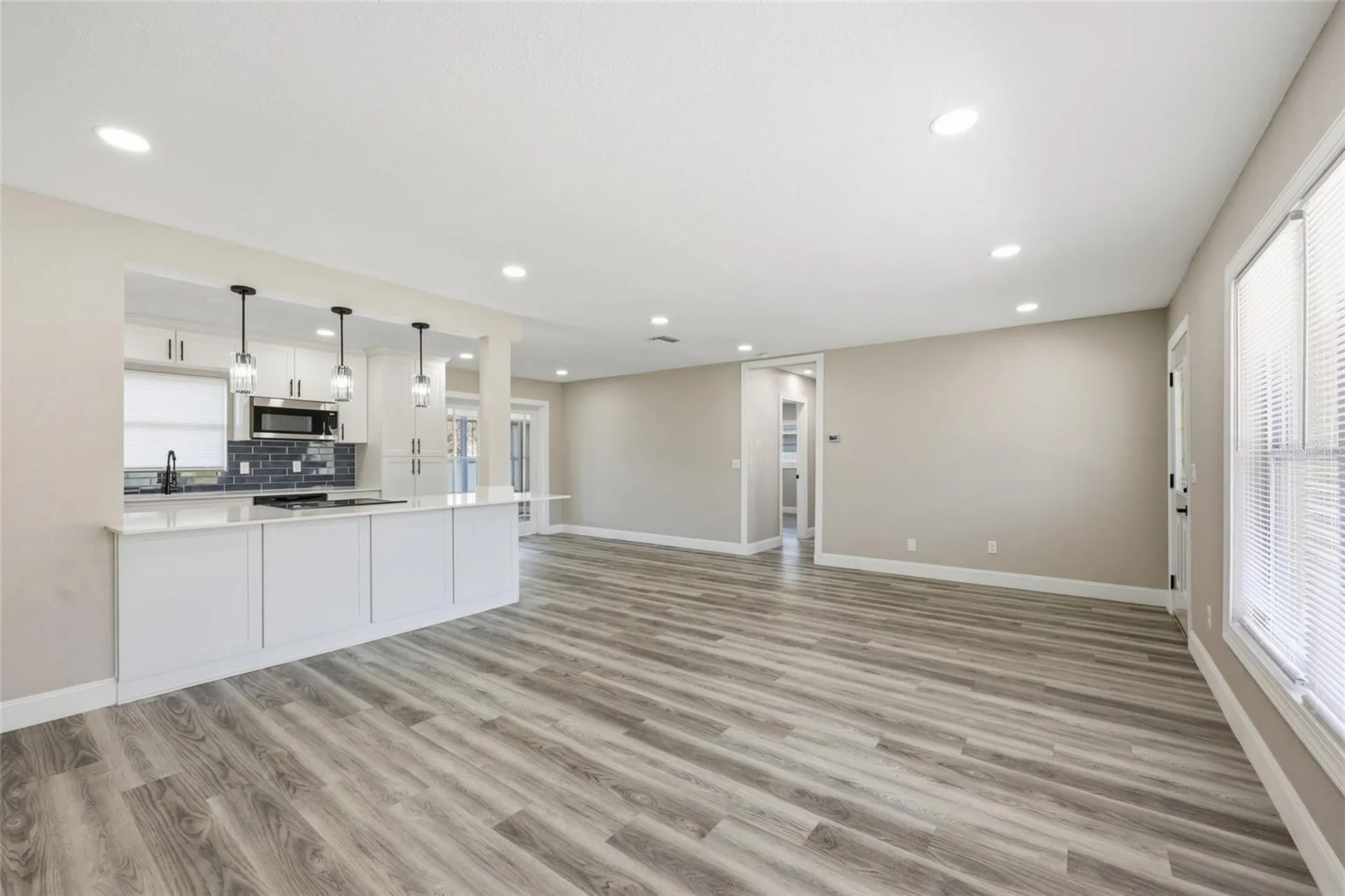 1817 Hunt Lane Clearwater FL 33764