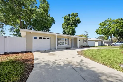 1817 Hunt Lane Clearwater FL 33764
