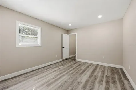 1817 Hunt Lane Clearwater FL 33764