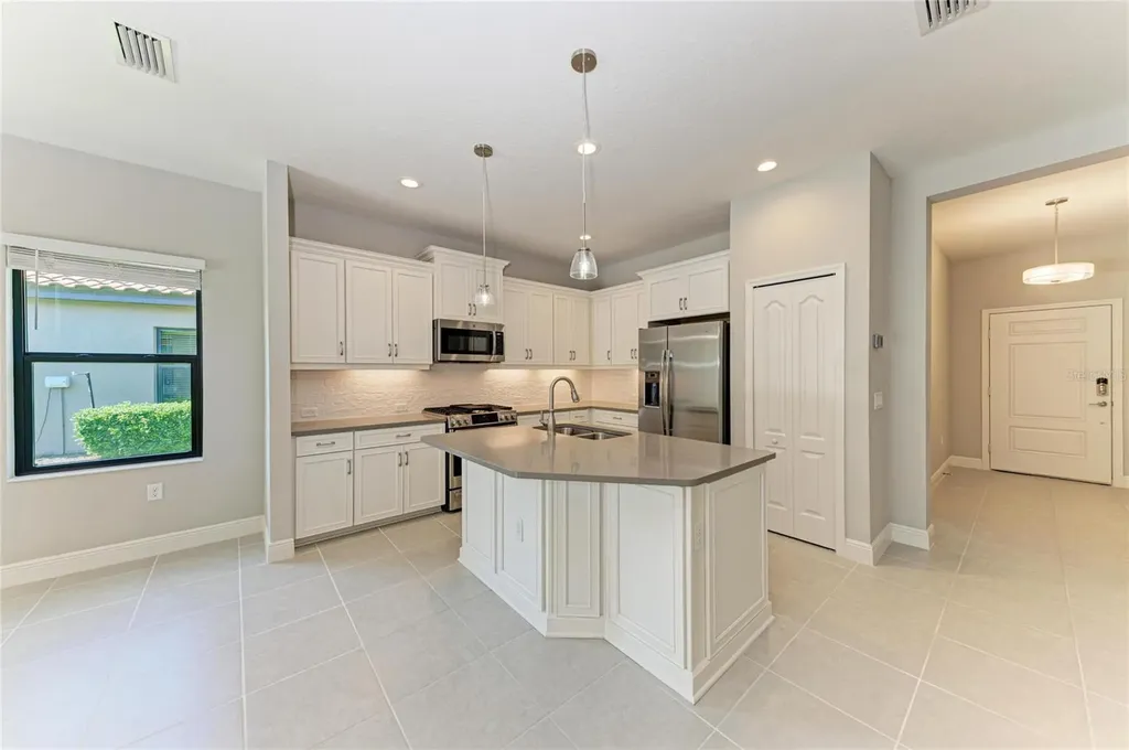 328 Casalino Drive North Venice FL 34275