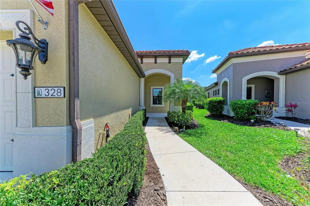328 Casalino Drive North Venice FL 34275