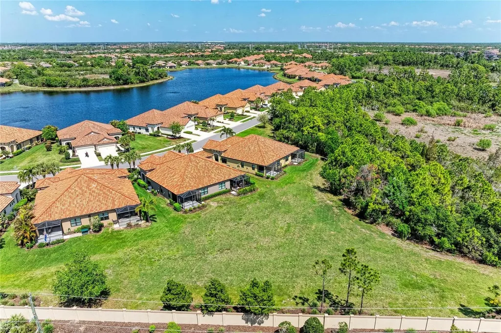 328 Casalino Drive North Venice FL 34275