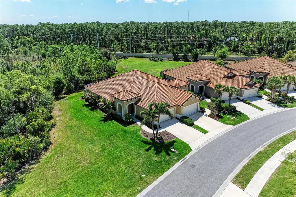 328 Casalino Drive North Venice FL 34275