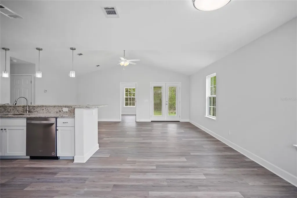 21367 NE Spring Hill Drive Blountstown FL 32424