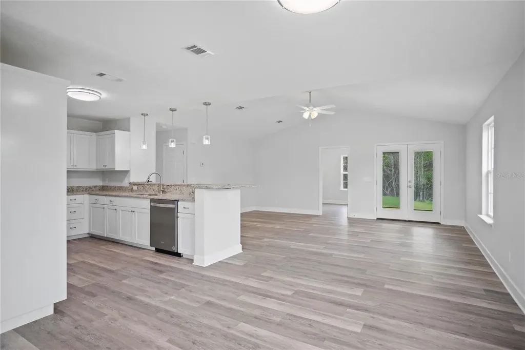 21367 NE Spring Hill Drive Blountstown FL 32424