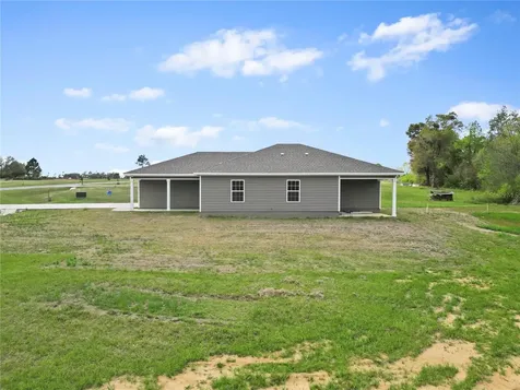 21367 NE Spring Hill Drive Blountstown FL 32424