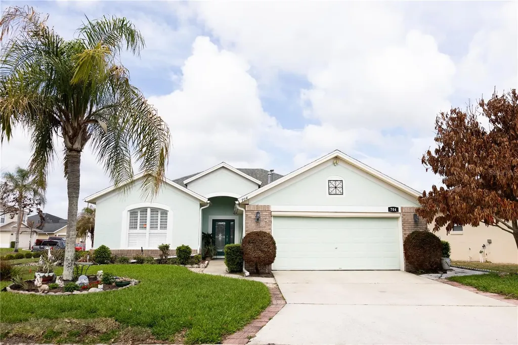 704 Jaybee Avenue Davenport FL 33897