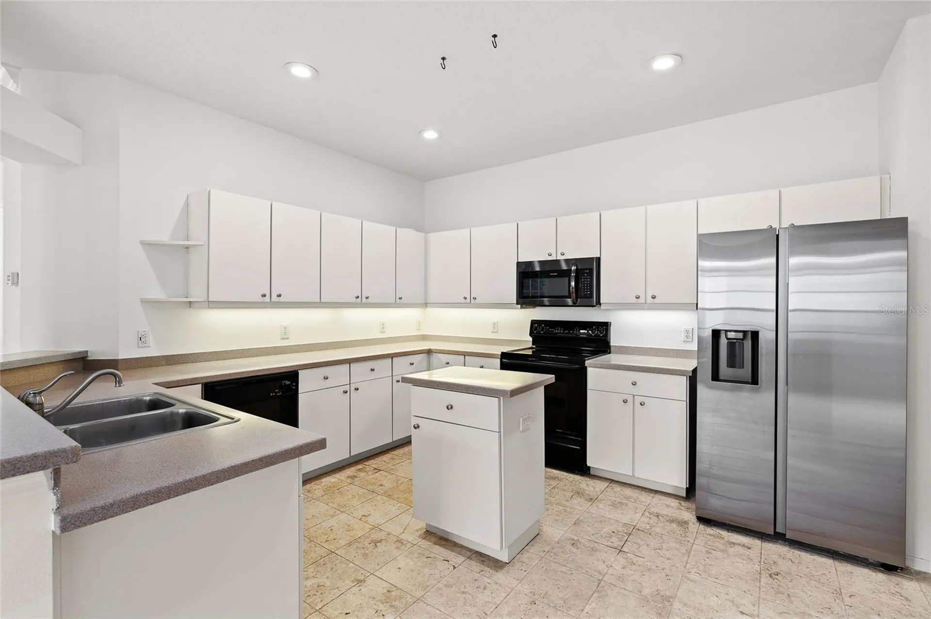 9838 Bridgeton Drive Tampa FL 33626