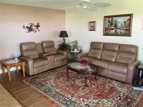 1802 Bedford Lane Sun City Center FL 33573