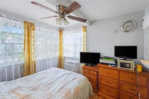 1538 S Lake Avenue Clearwater FL 33756