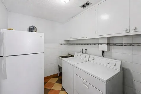 1538 S Lake Avenue Clearwater FL 33756