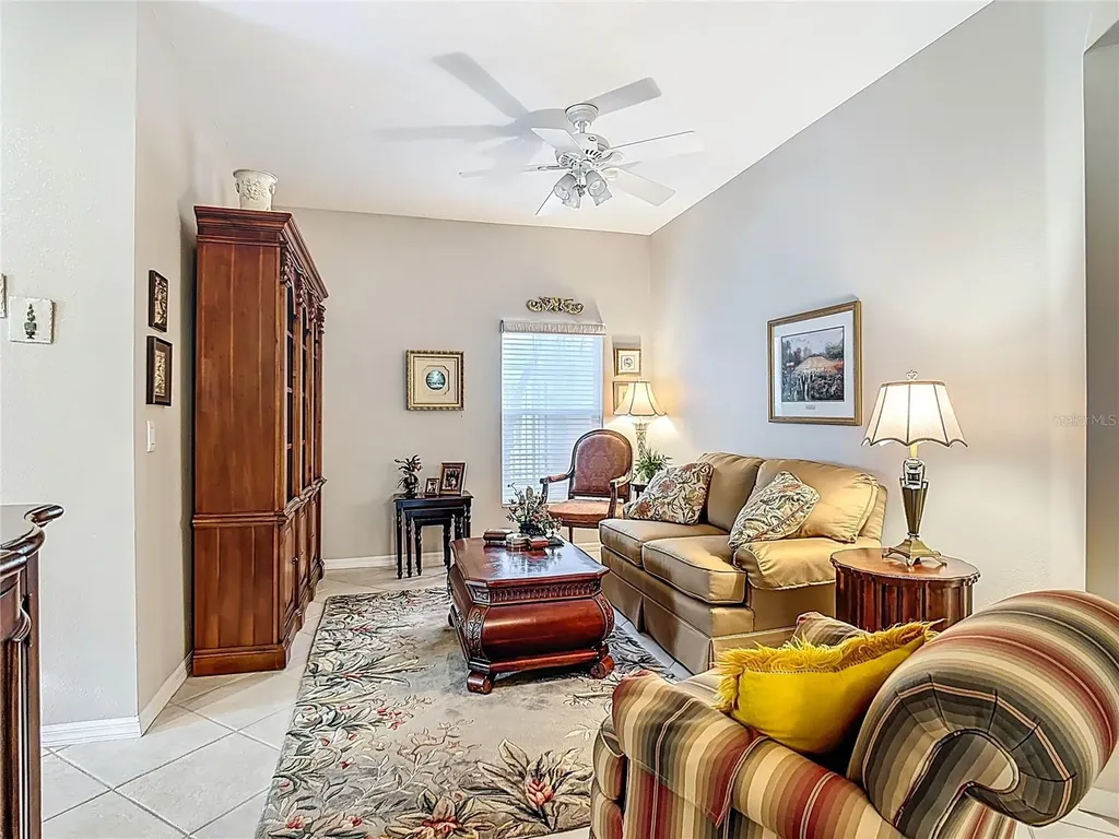 352 Hamrick Drive Kissimmee FL 34759