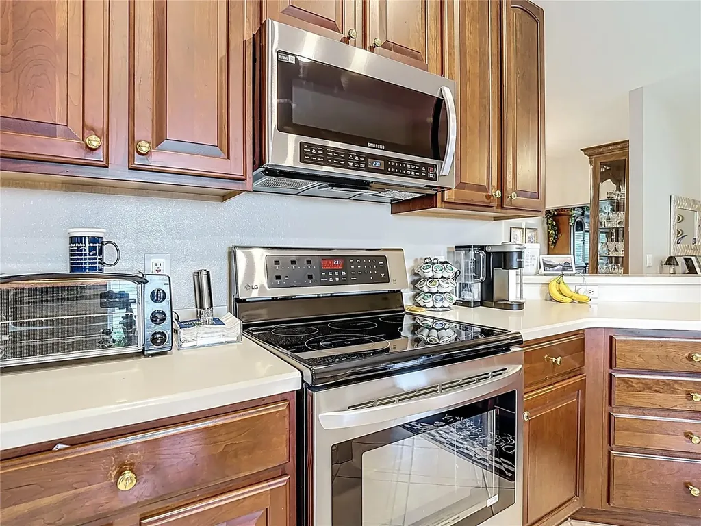 352 Hamrick Drive Kissimmee FL 34759