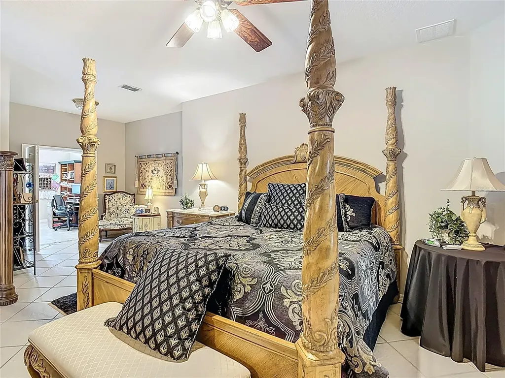 352 Hamrick Drive Kissimmee FL 34759