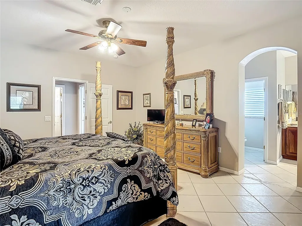 352 Hamrick Drive Kissimmee FL 34759