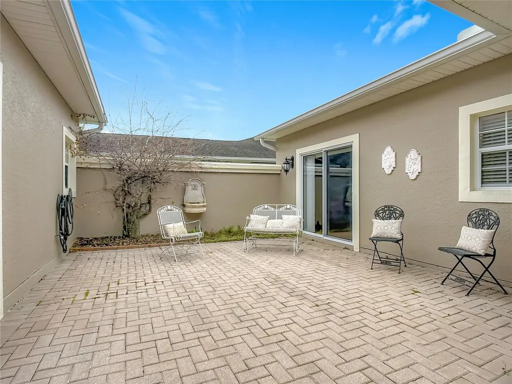 352 Hamrick Drive Kissimmee FL 34759
