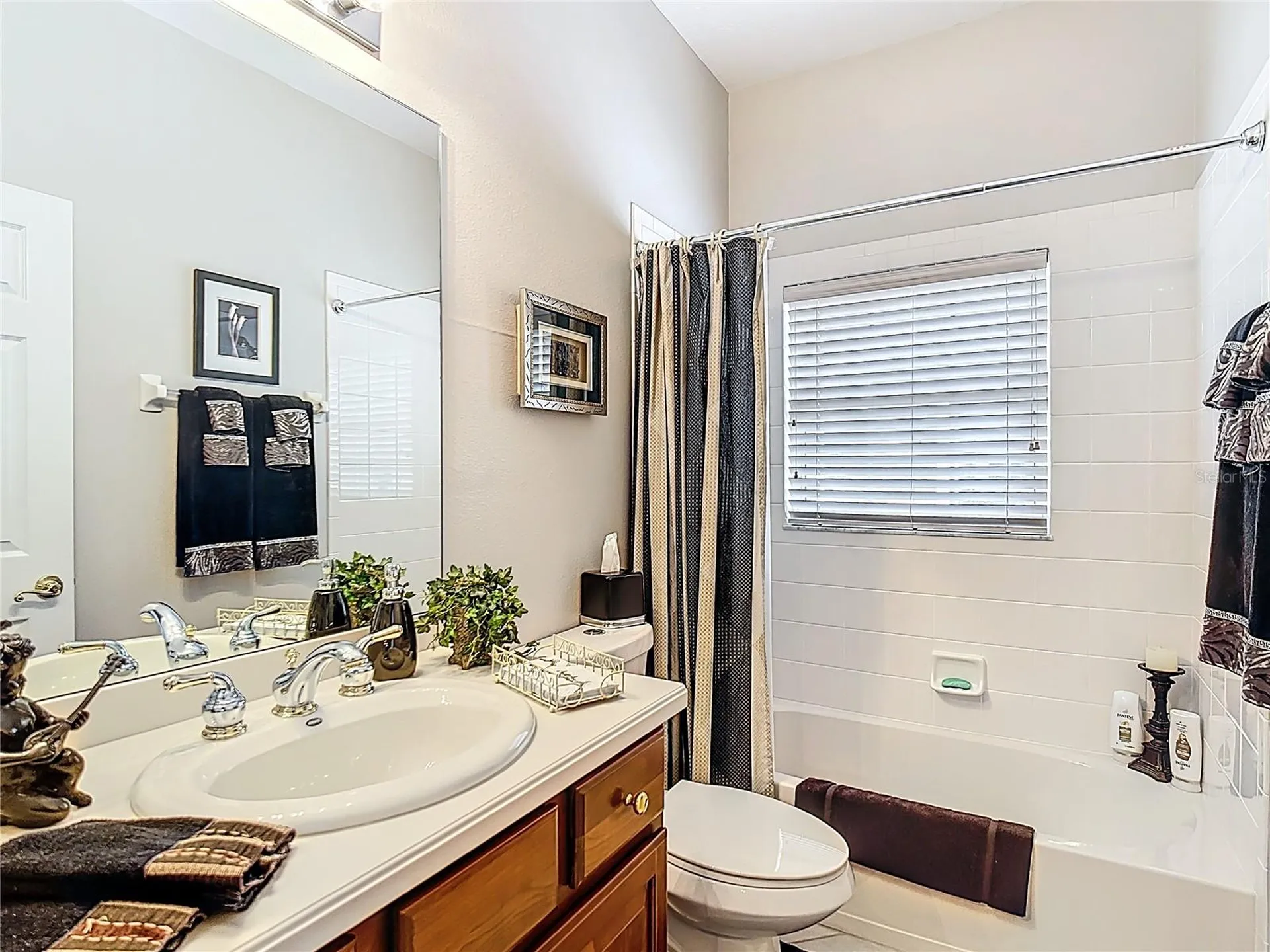 352 Hamrick Drive Kissimmee FL 34759