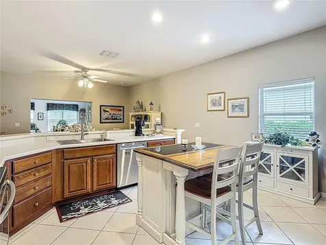 352 Hamrick Drive Kissimmee FL 34759