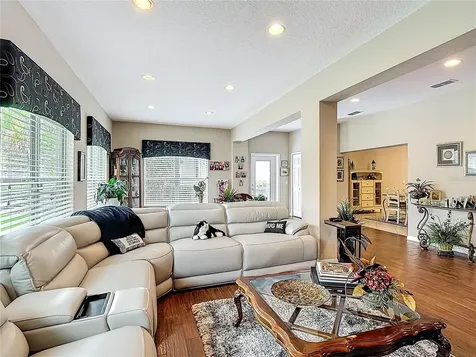 352 Hamrick Drive Kissimmee FL 34759