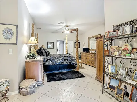 352 Hamrick Drive Kissimmee FL 34759