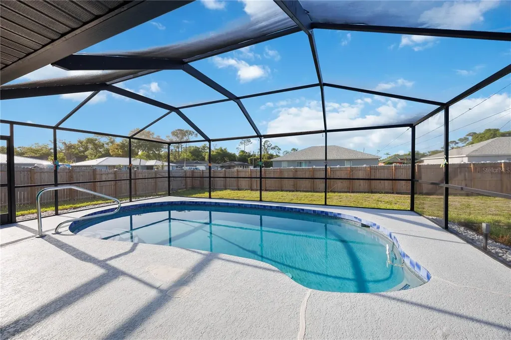 20167 Holland Avenue Port Charlotte FL 33952