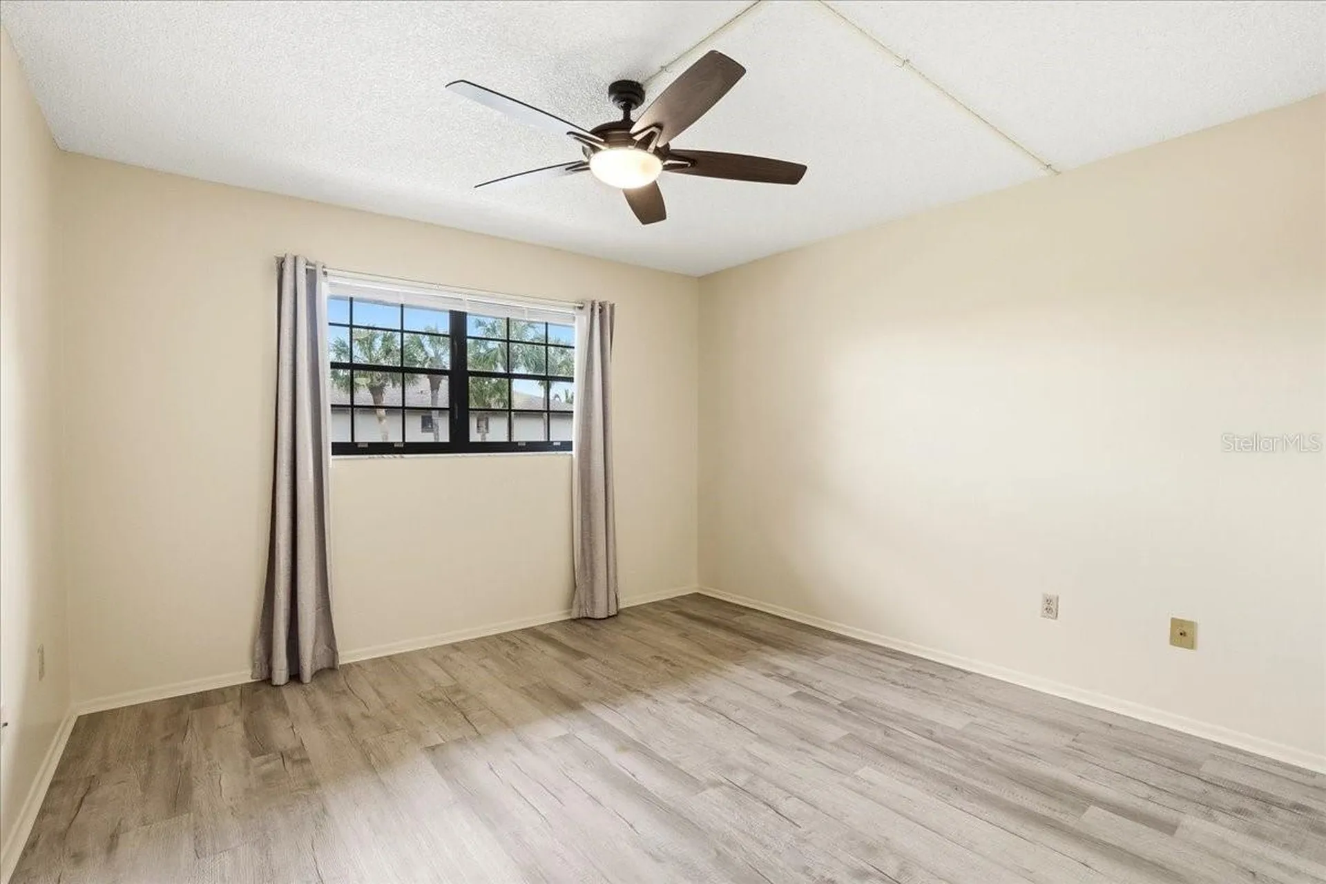 1515 Forrest Nelson Boulevard Port Charlotte FL 33952