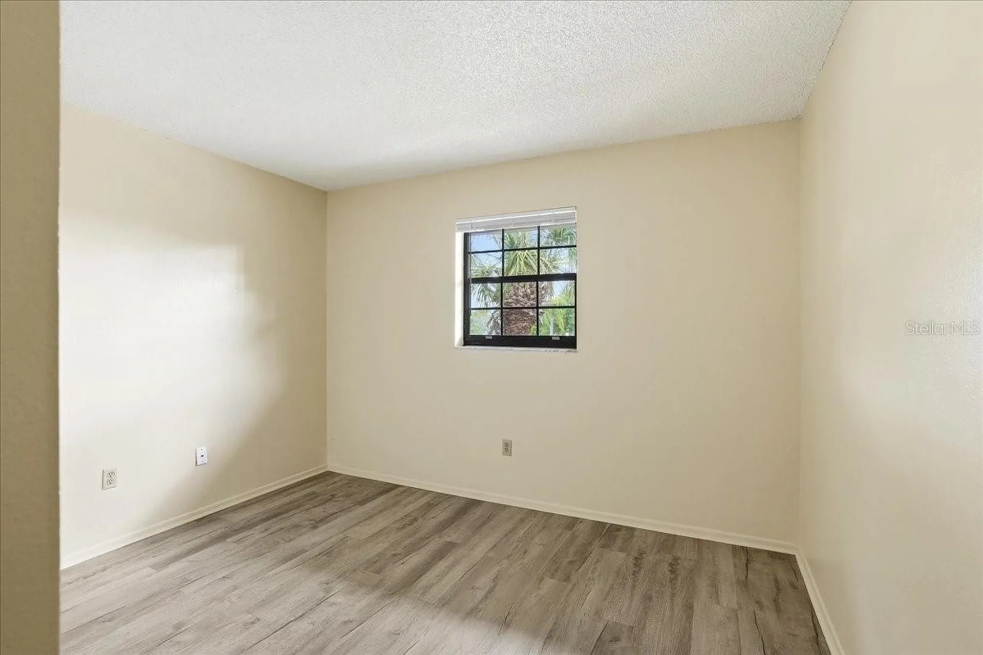 1515 Forrest Nelson Boulevard Port Charlotte FL 33952