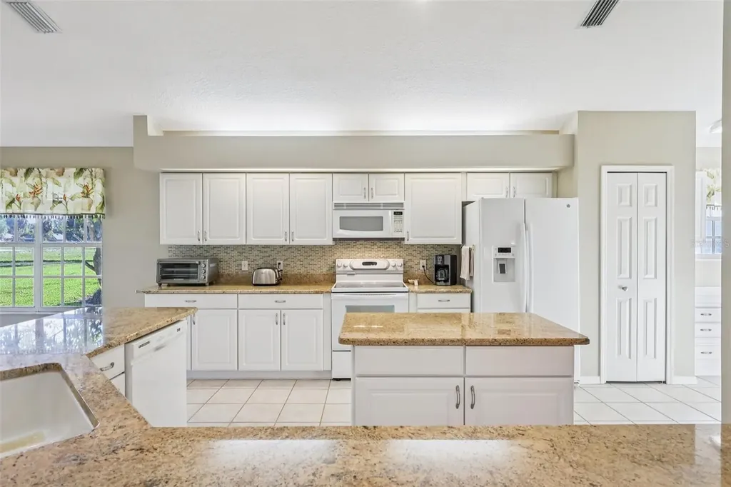 587 Juniper Way Tavares FL 32778