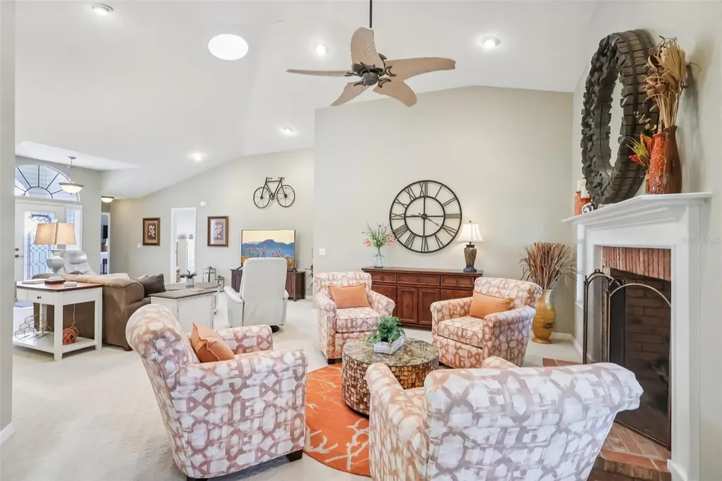 587 Juniper Way Tavares FL 32778