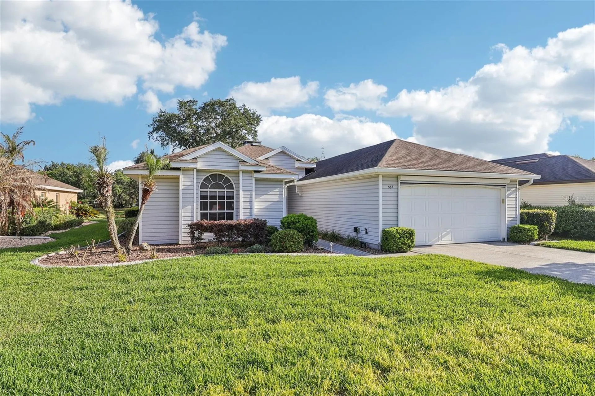 587 Juniper Way Tavares FL 32778
