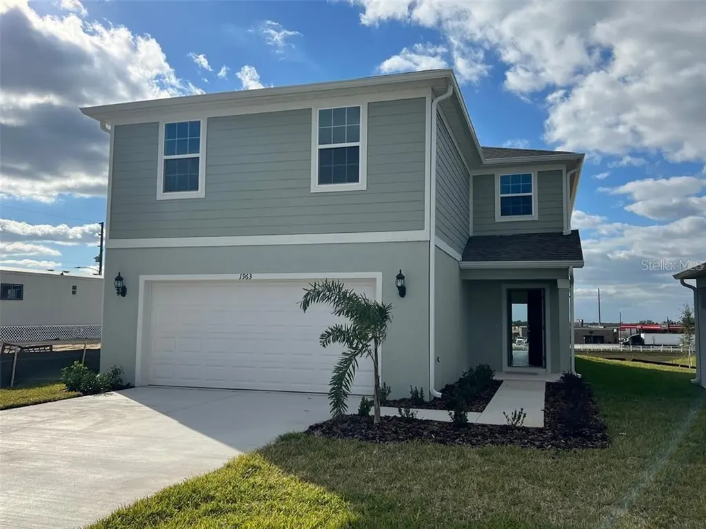 1963 Enchanting Court Davenport FL 33896