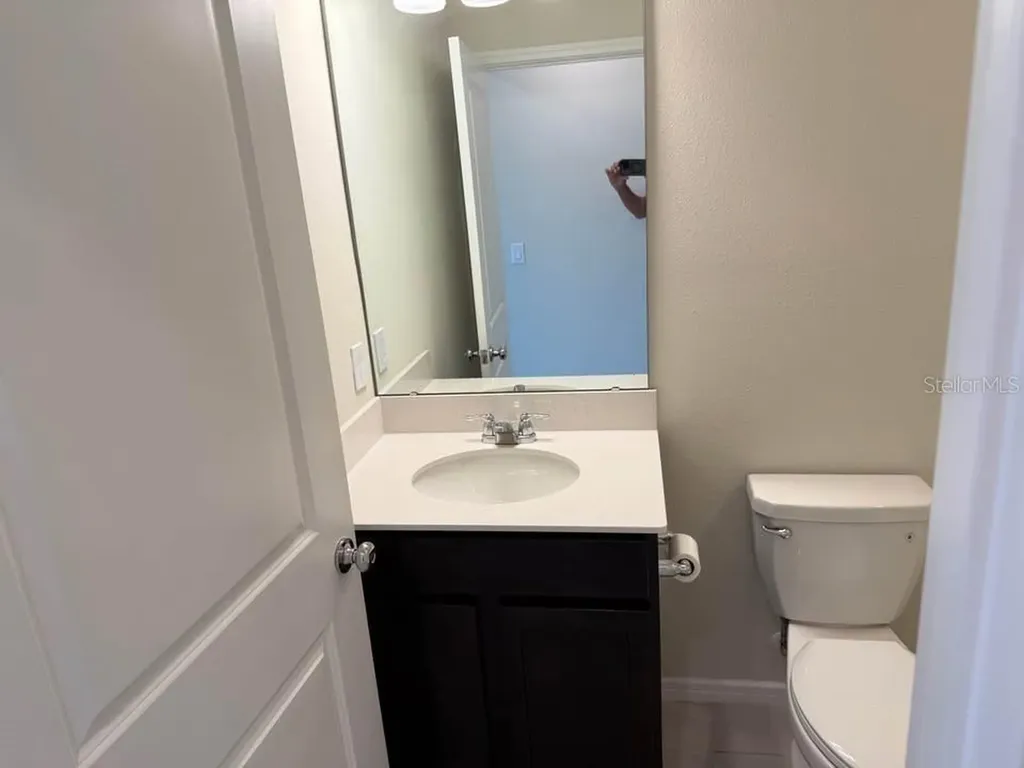 1963 Enchanting Court Davenport FL 33896