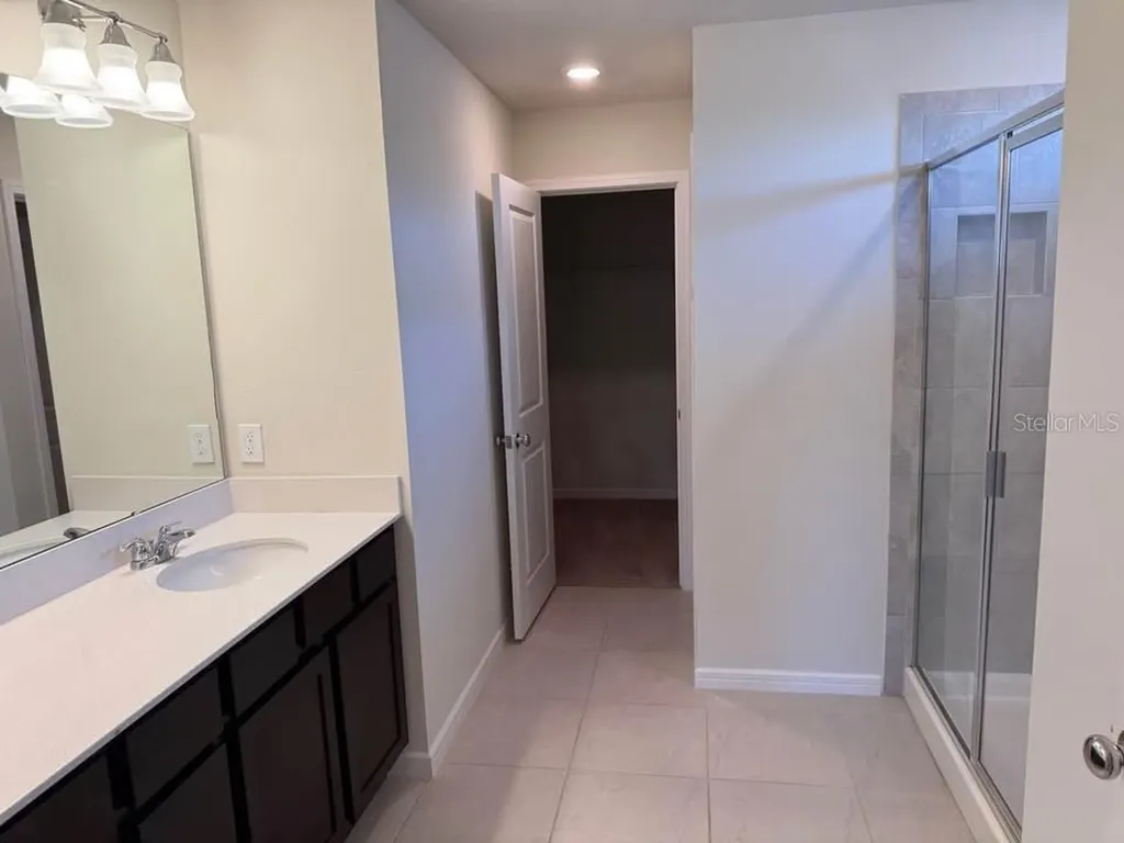 1963 Enchanting Court Davenport FL 33896