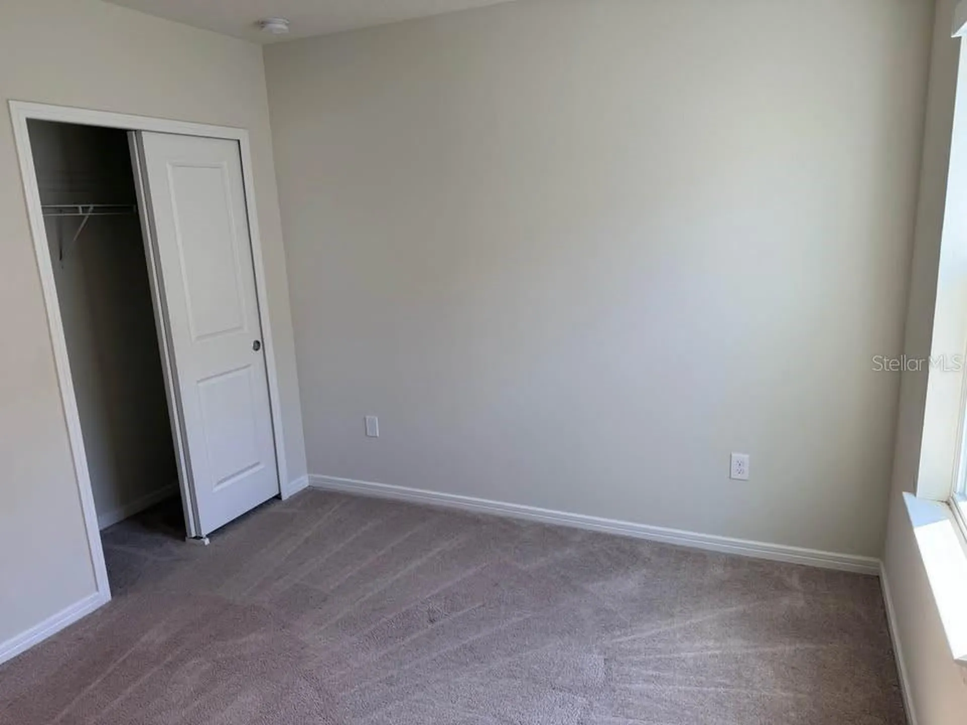1963 Enchanting Court Davenport FL 33896