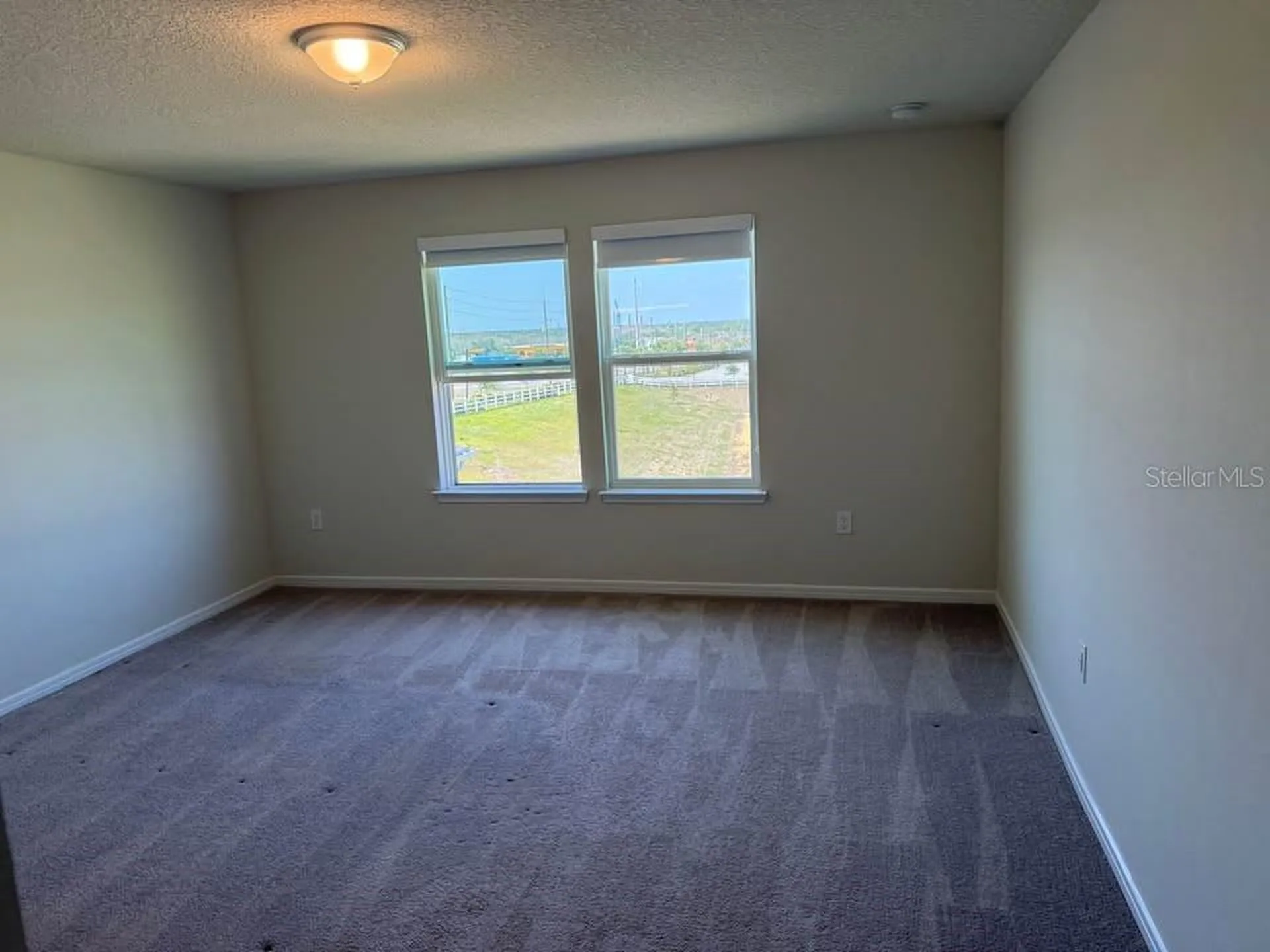 1963 Enchanting Court Davenport FL 33896