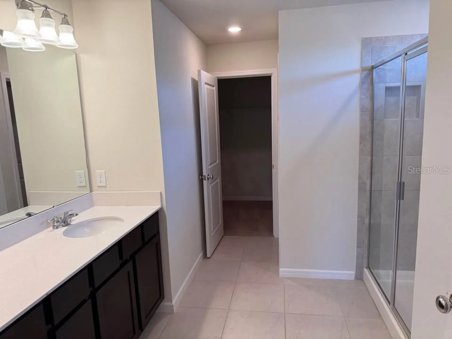 1963 Enchanting Court Davenport FL 33896