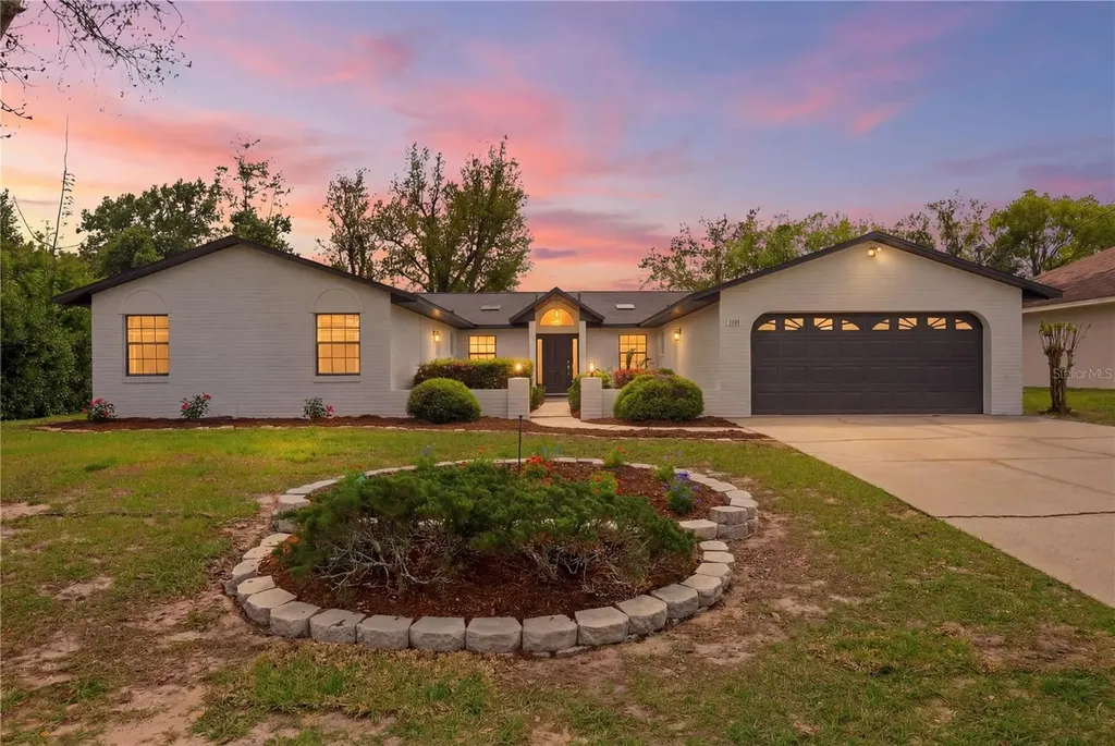 1111 S Cooper Drive Deltona FL 32725