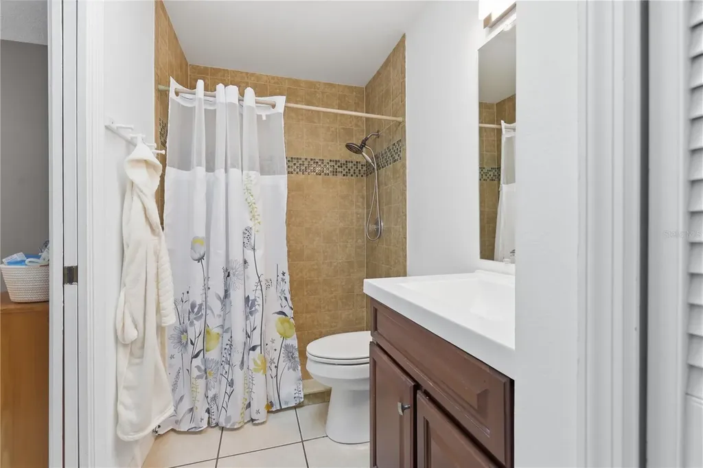1111 S Cooper Drive Deltona FL 32725