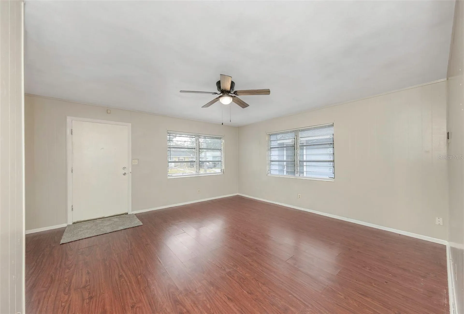 2423 Auburn Street S St Petersburg FL 33712