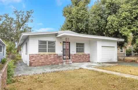 2423 Auburn Street S St Petersburg FL 33712